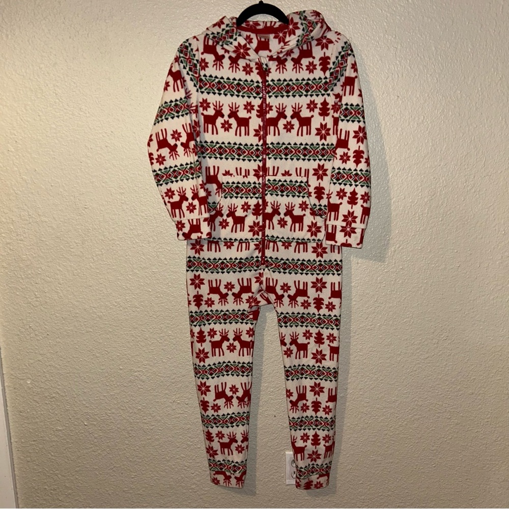 Hanna Andersson Red and White Snowflake Onesie